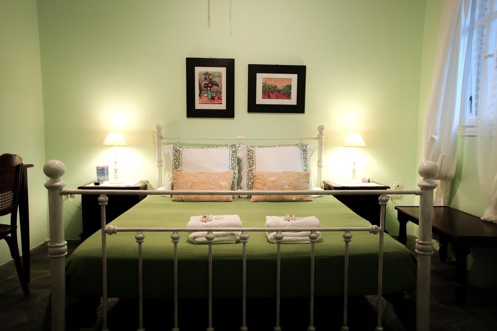 Saint Louis Aparthotel อานดรอส ภายนอก รูปภาพ