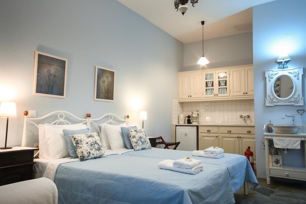 Saint Louis Aparthotel อานดรอส ภายนอก รูปภาพ