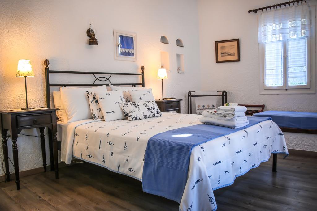 Saint Louis Aparthotel อานดรอส ภายนอก รูปภาพ